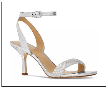 What to Wear To A Christmas Party -- Alice Shoe