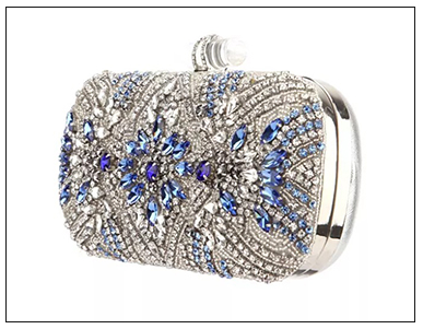 What To Wear To A Christmas Party -- Sam Clutch