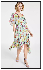 Spring 2024 Fashion Trends -- Sage Floral